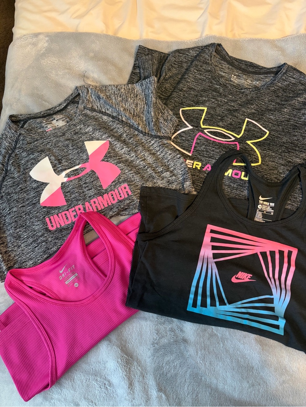 Under Armour Girls' Gray Heather Tee with Pink Logo